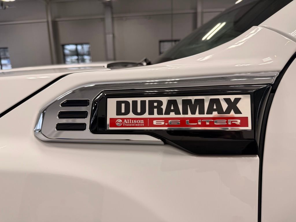 Used 2024 GMC Sierra 3500 Denali w/ Denali Reserve Package image 28