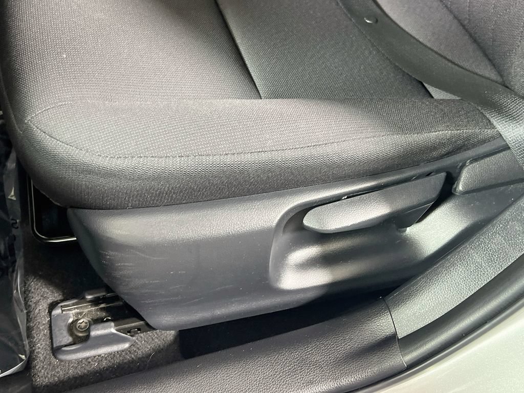 Certified 2025 Toyota Corolla LE FWD image 17