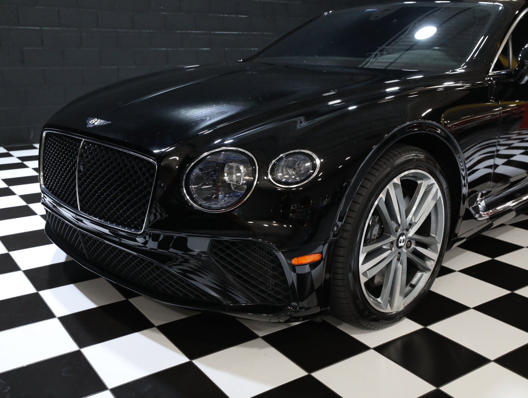 Used 2024 Bentley Continental GT Mulliner AWD/4WD image 7