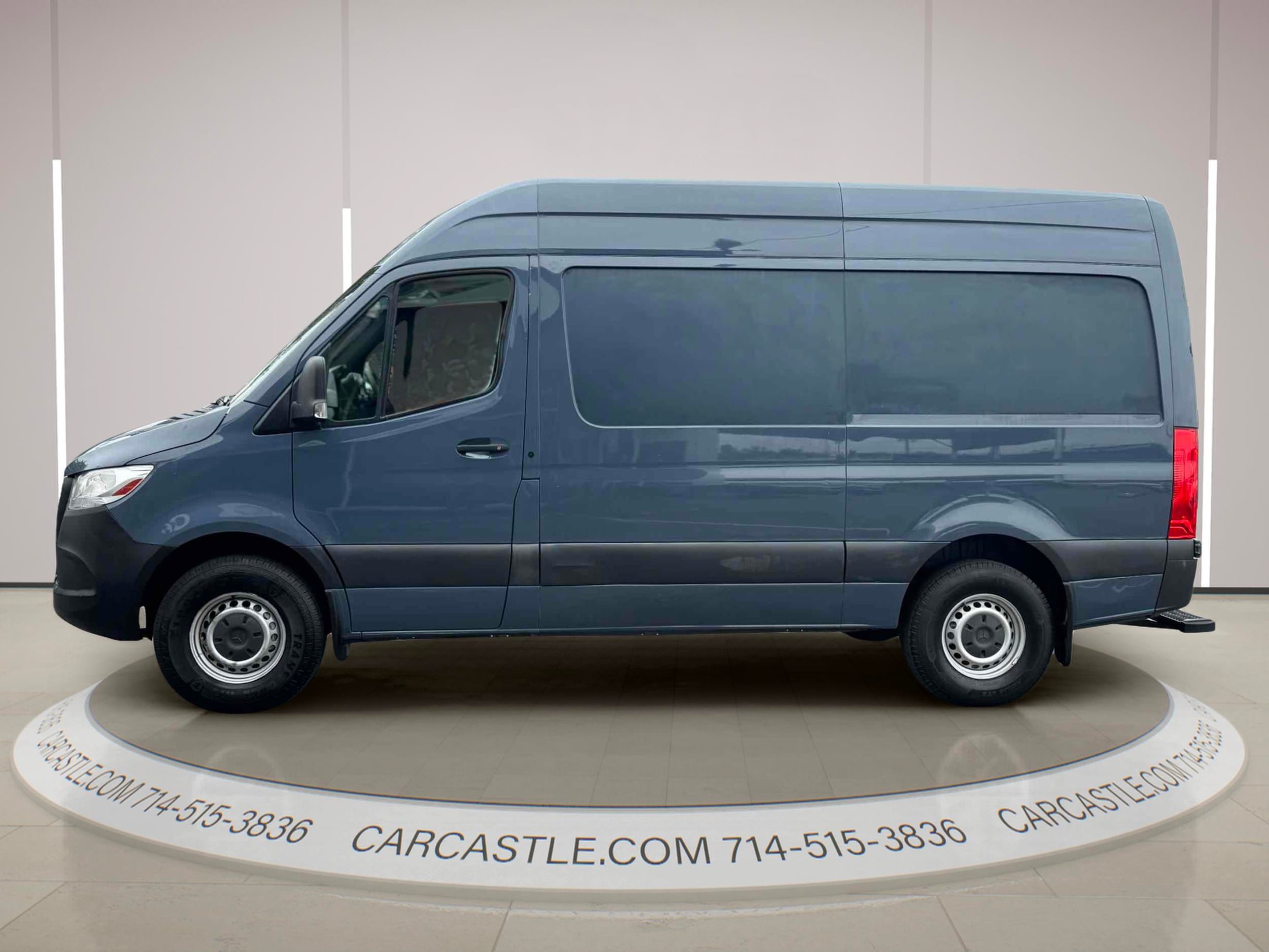 Used 2019 Mercedes-Benz Sprinter 144 image 3