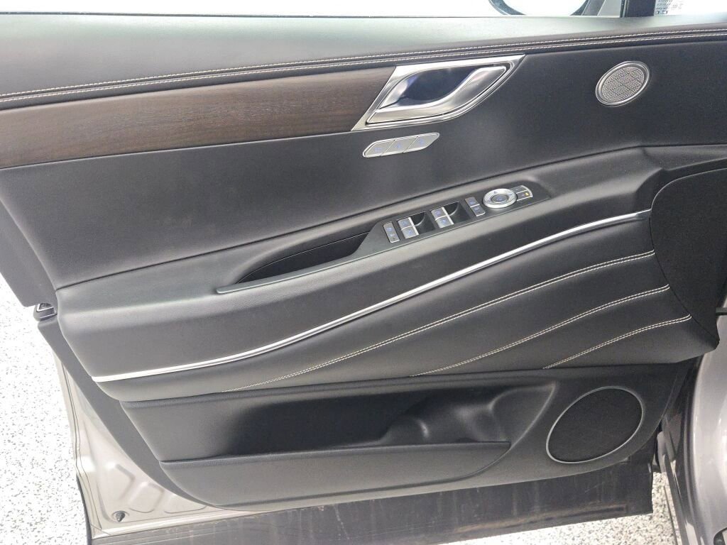 Used 2024 Genesis GV80 2.5T image 22