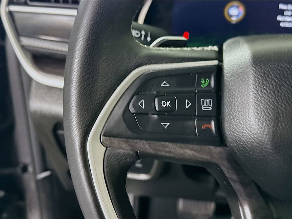 Used 2022 Jeep Grand Cherokee Limited 4xe image 22