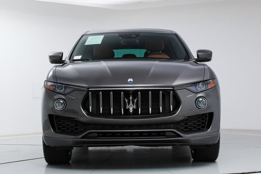 Certified 2023 Maserati Levante GT AWD/4WD image 7