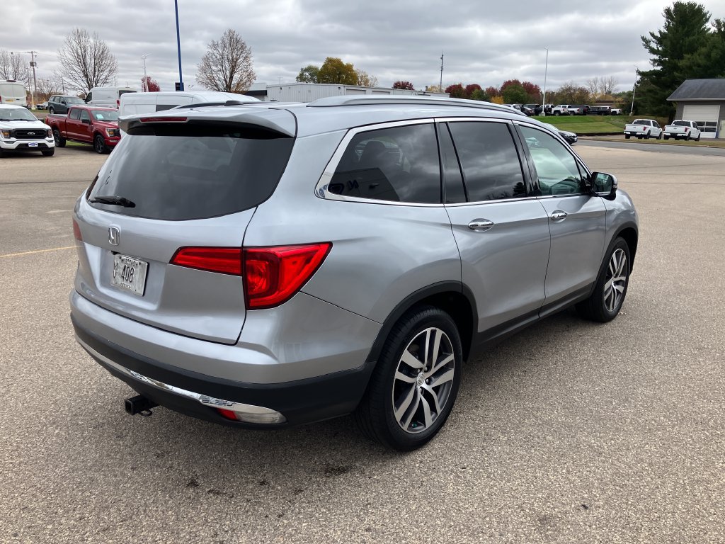 Used 2016 Honda Pilot Touring image 7