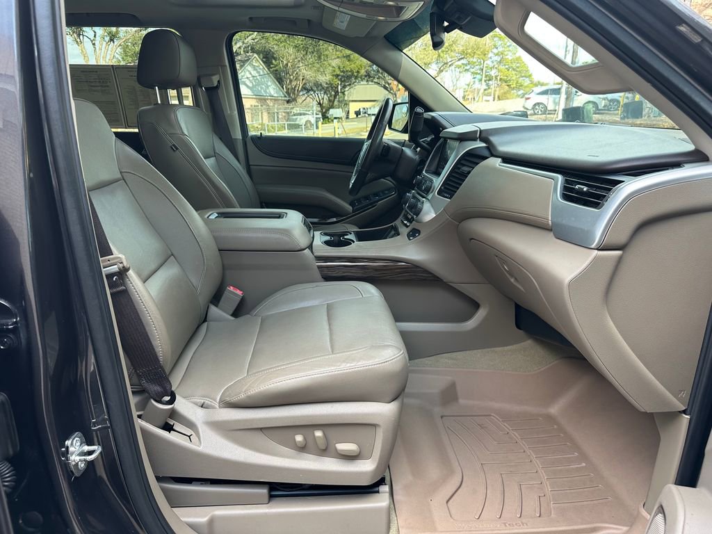 Used 2017 GMC Yukon SLT w/ Premium Edition image 50