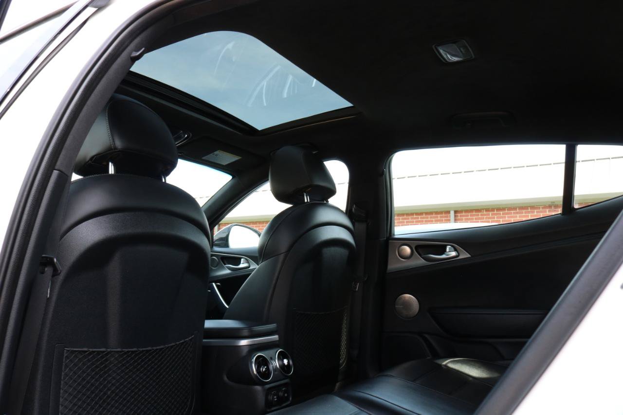 Used 2020 Kia Stinger GT2 AWD/4WD image 44