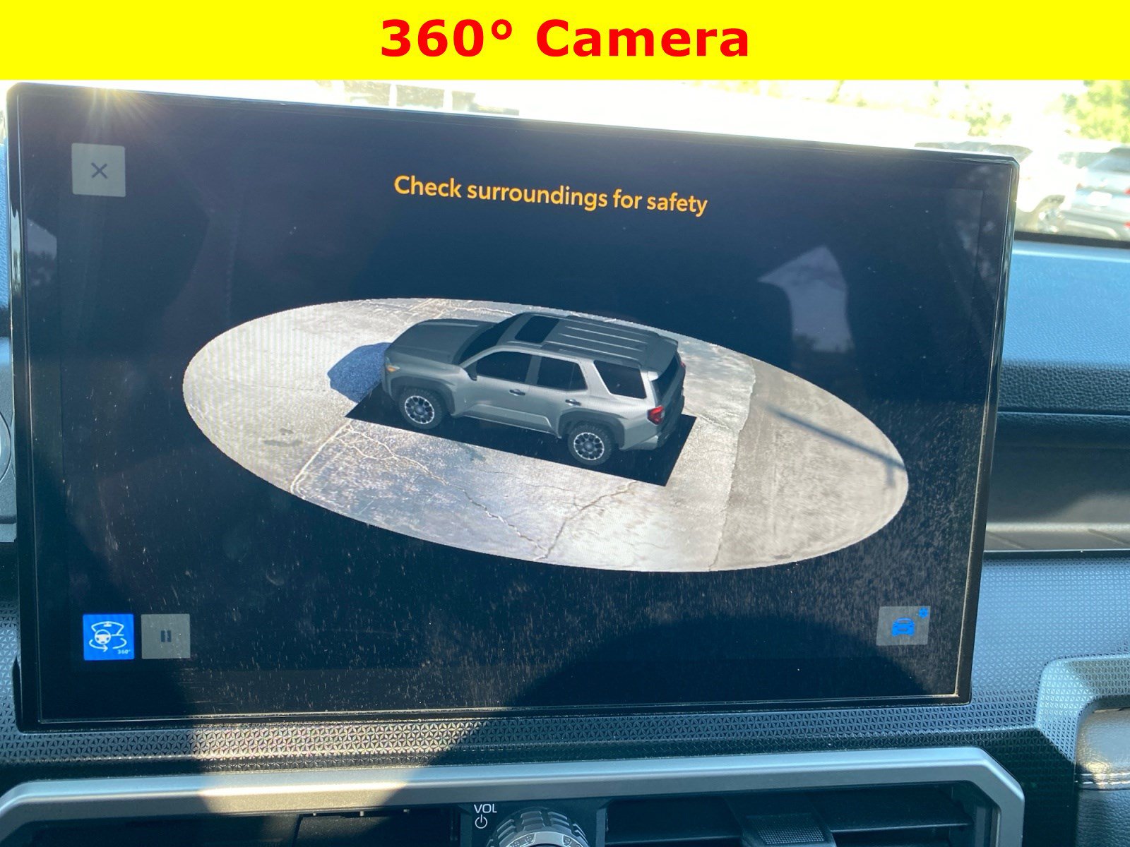 Used 2025 Toyota 4Runner Limited AWD/4WD image 31