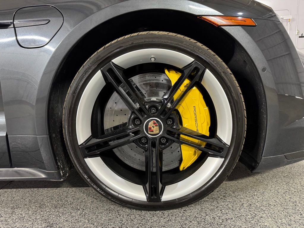 Used 2020 Porsche Taycan Turbo S image 5