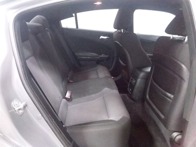 Used 2018 Dodge Charger R/T w/ Blacktop Package RWD image 14