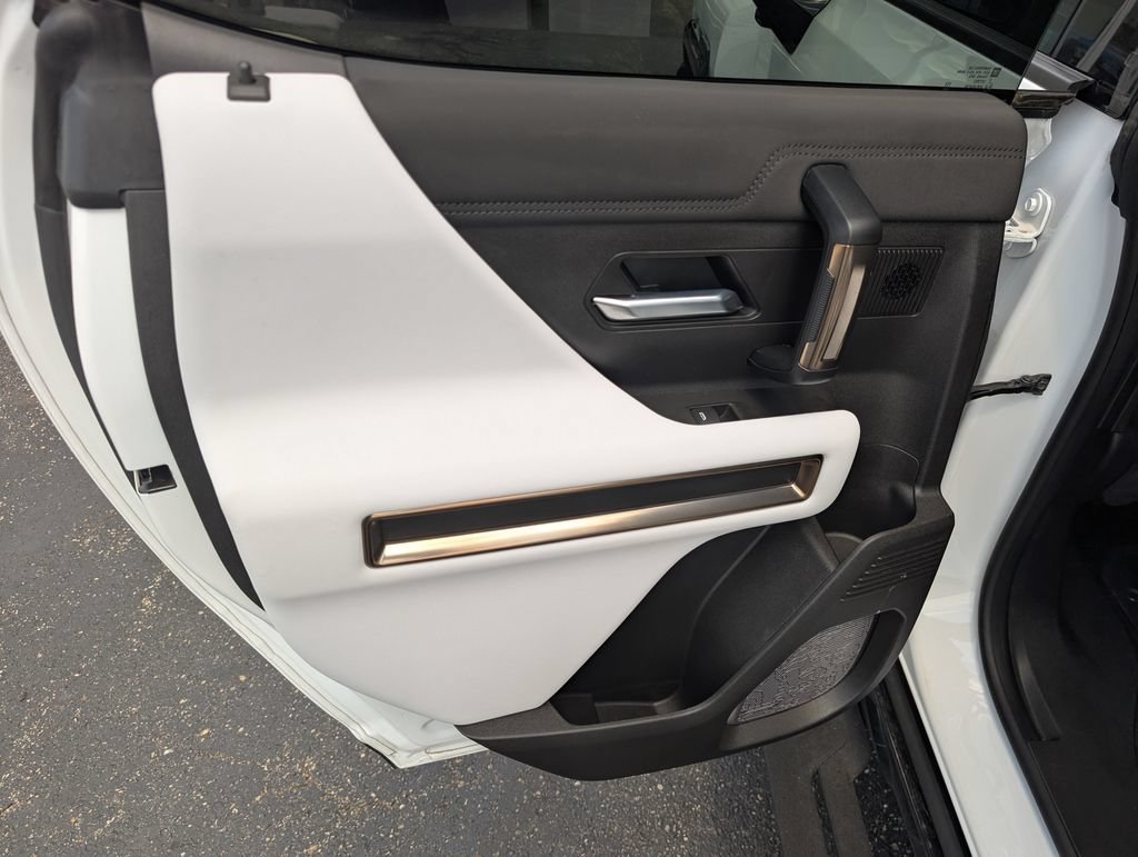 Used 2025 GMC Hummer EV 3X AWD/4WD image 11