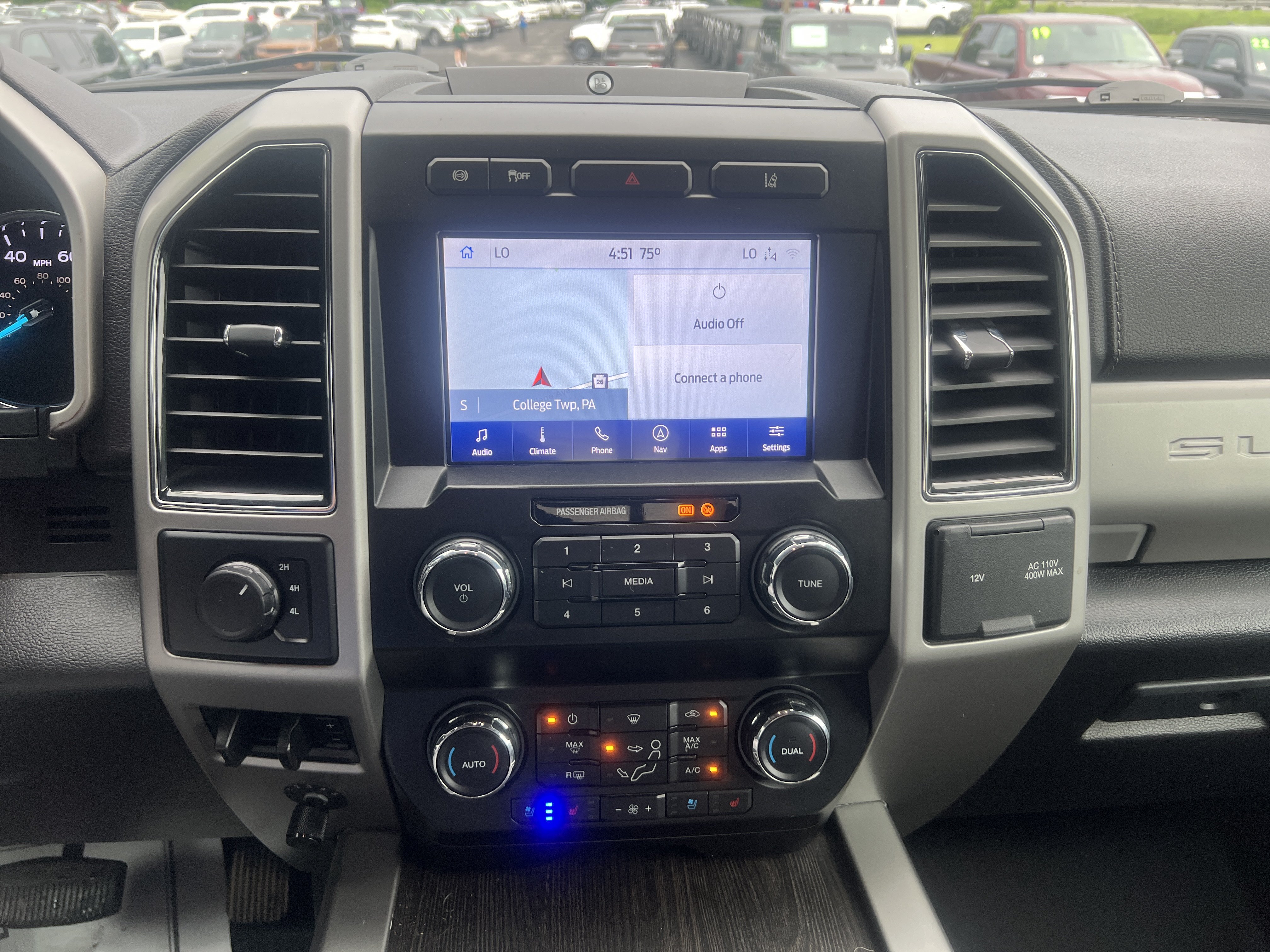 Used 2020 Ford F250 Lariat w/ Lariat Value Package AWD/4WD image 24