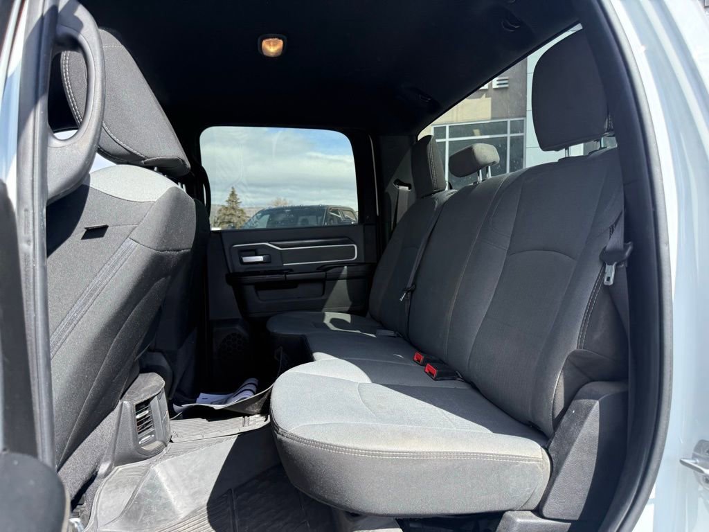 Used 2022 RAM 2500 Big Horn w/ Cold Weather Group image 12