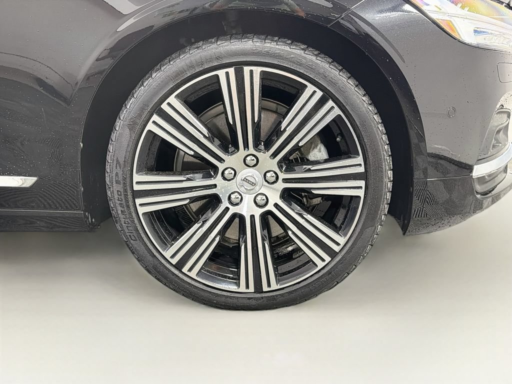 Used 2022 Volvo S90 B6 Inscription w/ Advanced Package AWD/4WD image 36