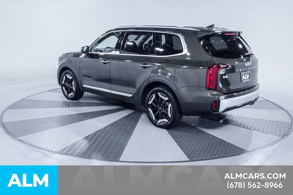 Used 2024 Kia Telluride S w/ S Sunroof Package FWD image 7
