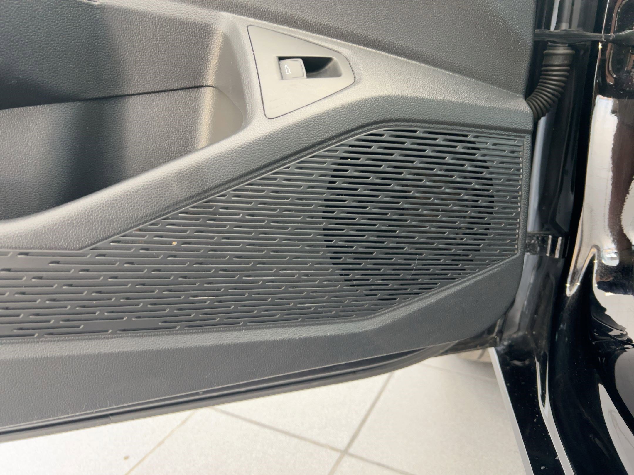 Used 2020 Volkswagen Jetta S w/ Driver Assistance Package image 21