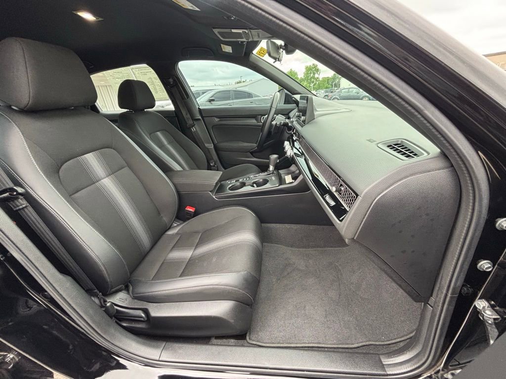 Used 2024 Honda Civic Sport image 7