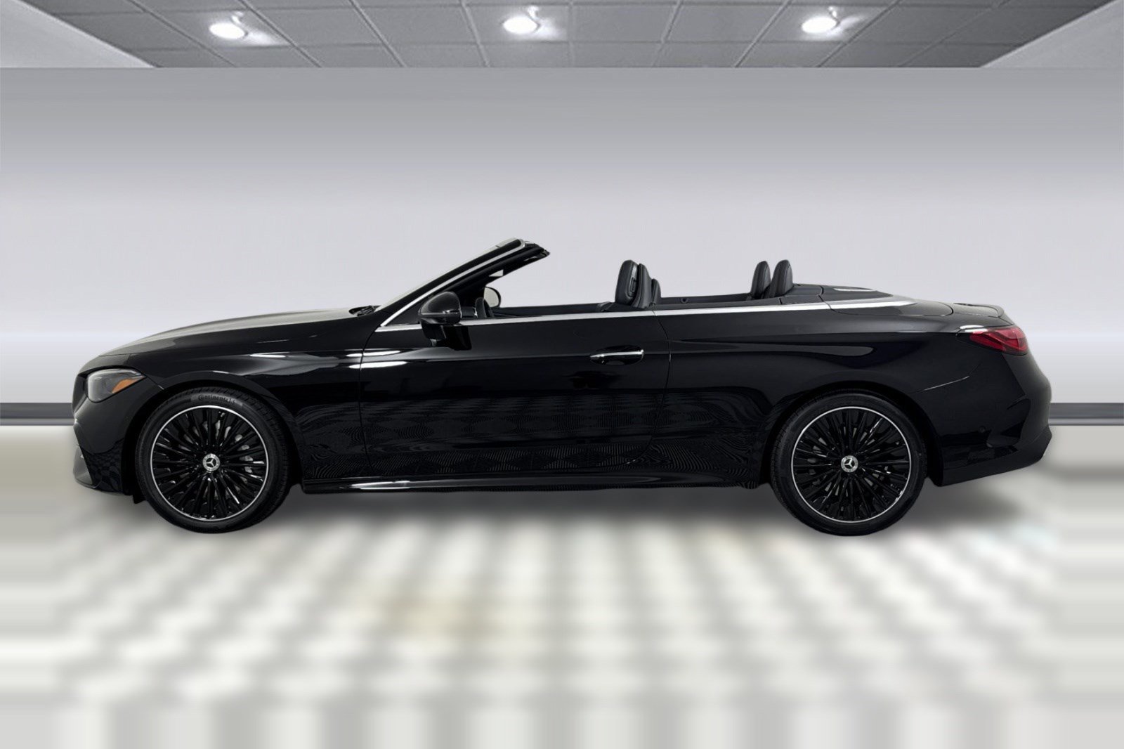 New 2026 Mercedes-Benz CLE 450 4MATIC Cabriolet image 2