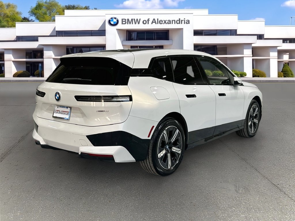 Certified 2024 BMW iX xDrive50 w/ Sport Package AWD/4WD image 5