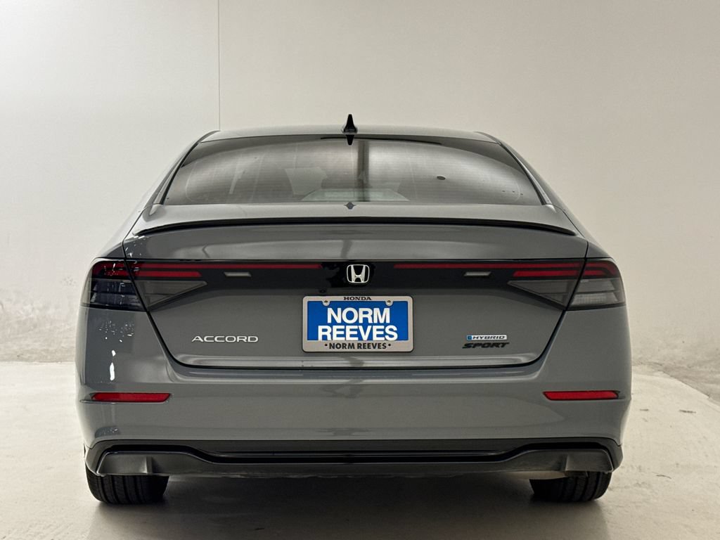 Used 2025 Honda Accord Sport image 8