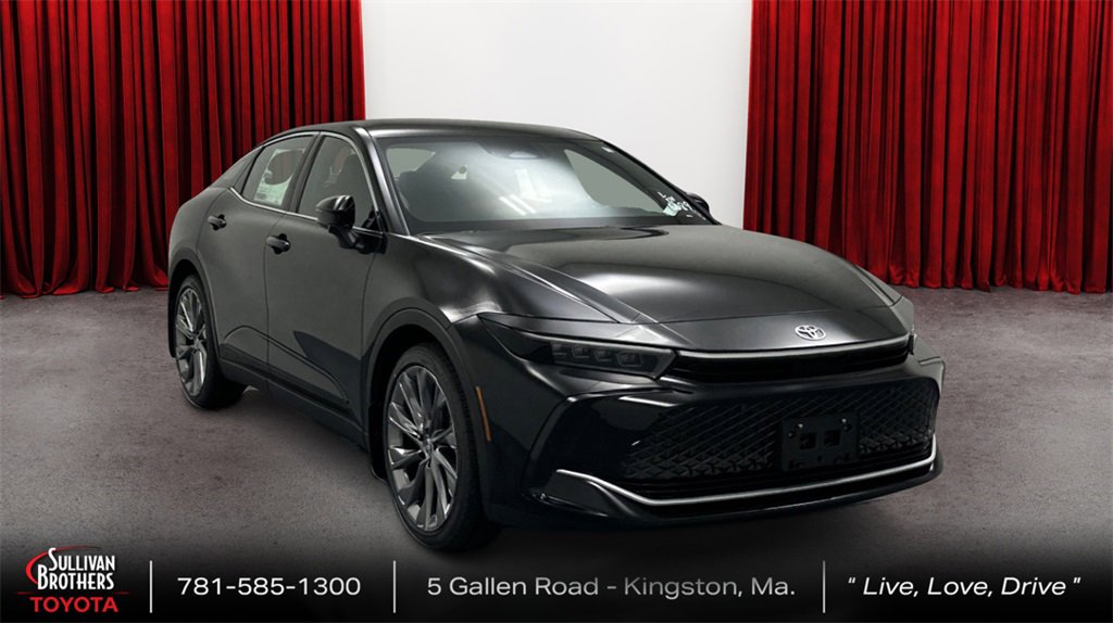 New 2026 Toyota Crown Limited image 3