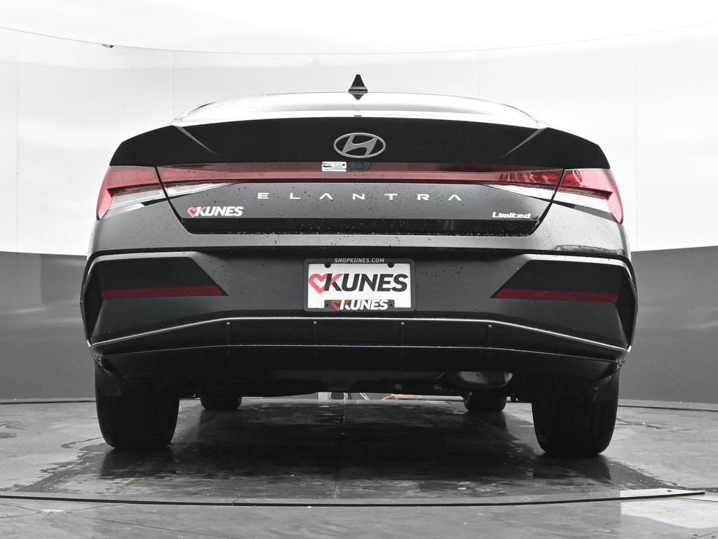 New 2026 Hyundai Elantra Limited FWD image 37