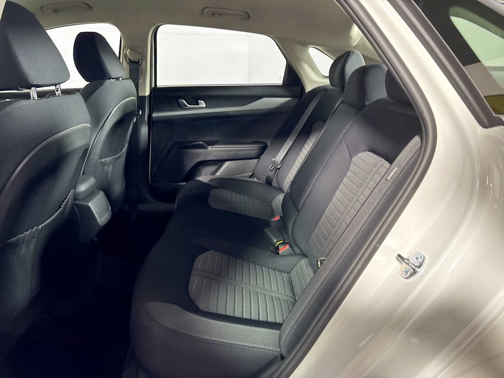 New 2026 Kia K5 LXS FWD image 19