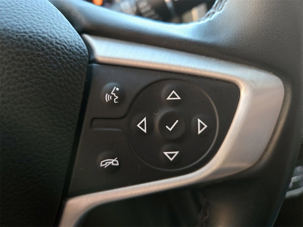 Used 2023 GMC Acadia SLT image 16