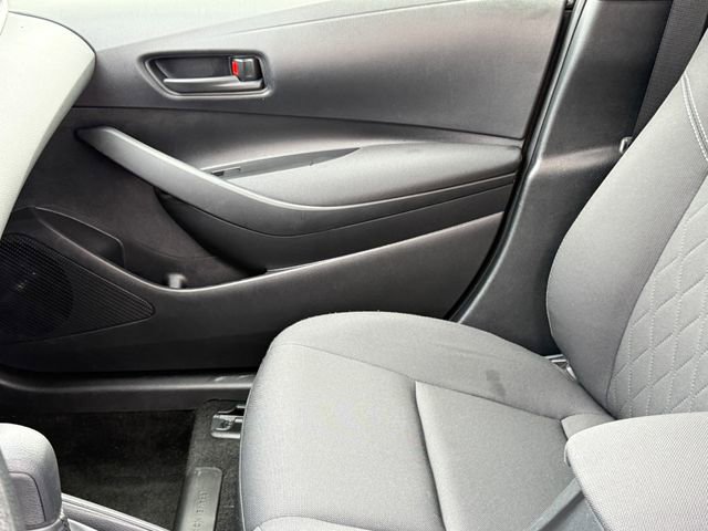 Used 2025 Toyota Corolla LE w/ Carpet Mat Package (TMS) image 14
