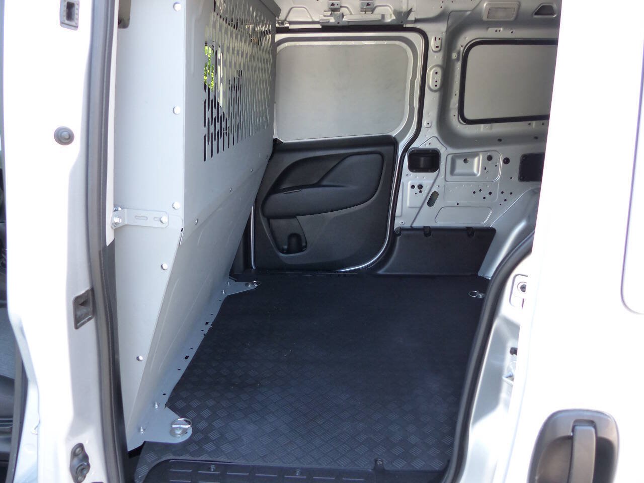 Used 2022 RAM ProMaster City Tradesman FWD image 35