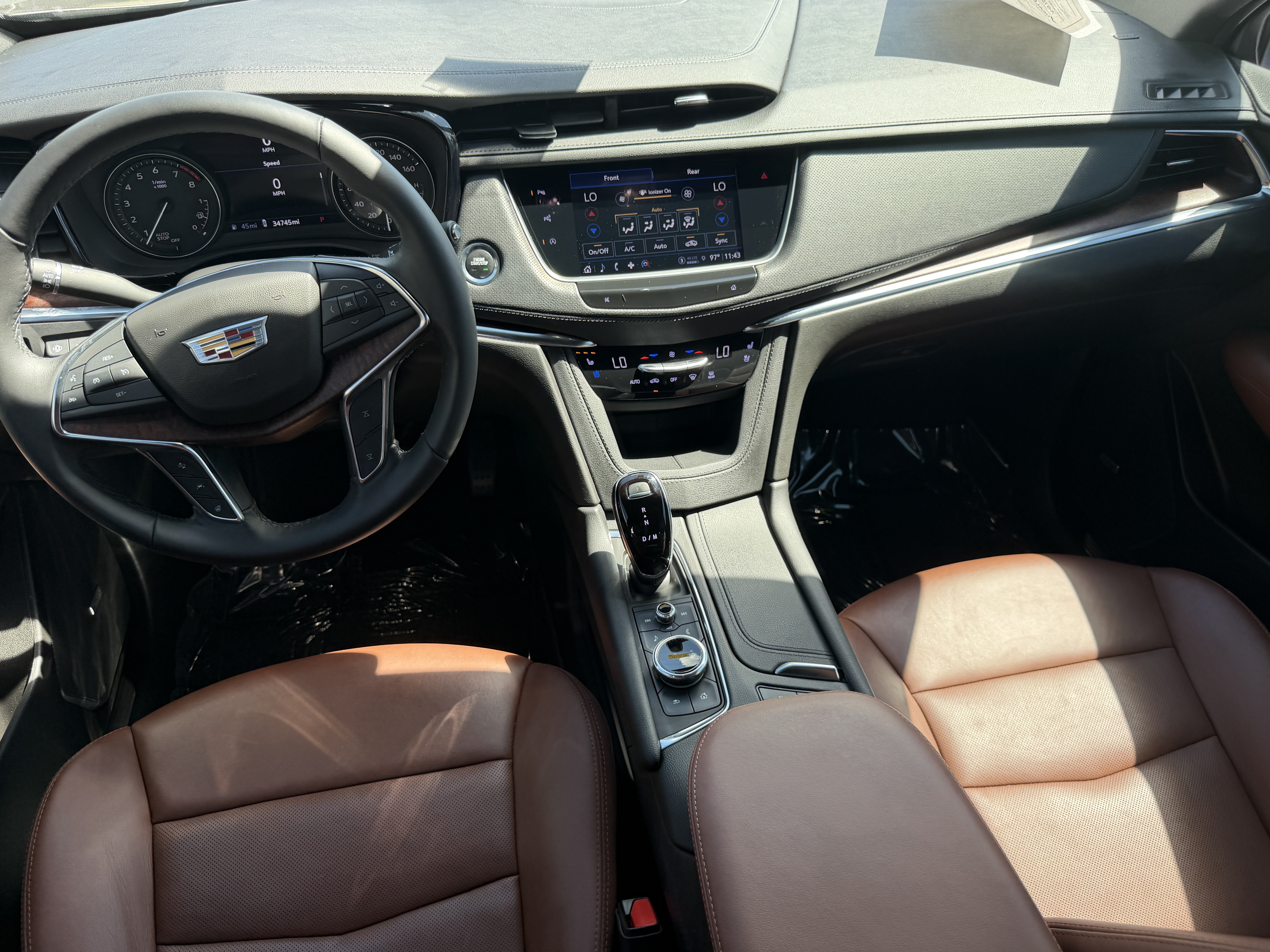 Used 2022 Cadillac XT5 Premium Luxury w/ Technology Package FWD image 10