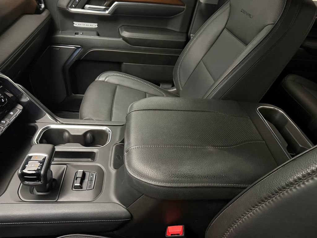 Used 2024 GMC Sierra 1500 Denali w/ Denali Reserve Package AWD/4WD image 34