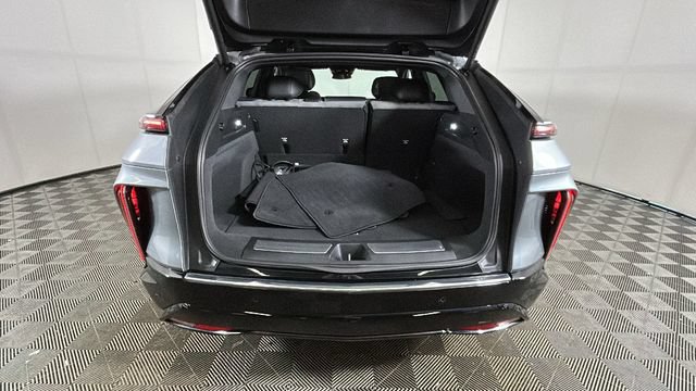 Used 2024 Cadillac Lyriq Tech RWD image 28