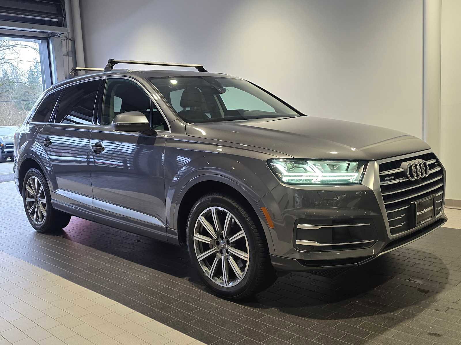 Used 2018 Audi Q7 3.0T Premium Plus image 9