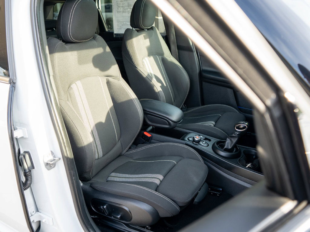 Used 2018 MINI Cooper Countryman S FWD image 9