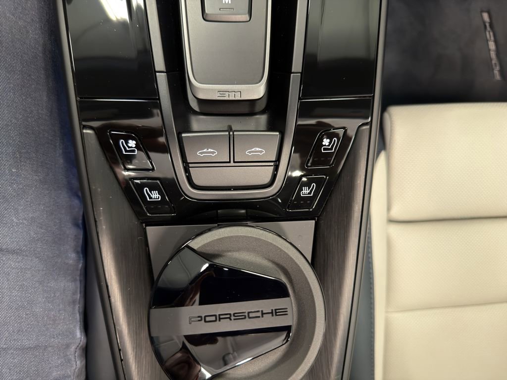 Used 2025 Porsche 911 Targa 4 GTS image 26
