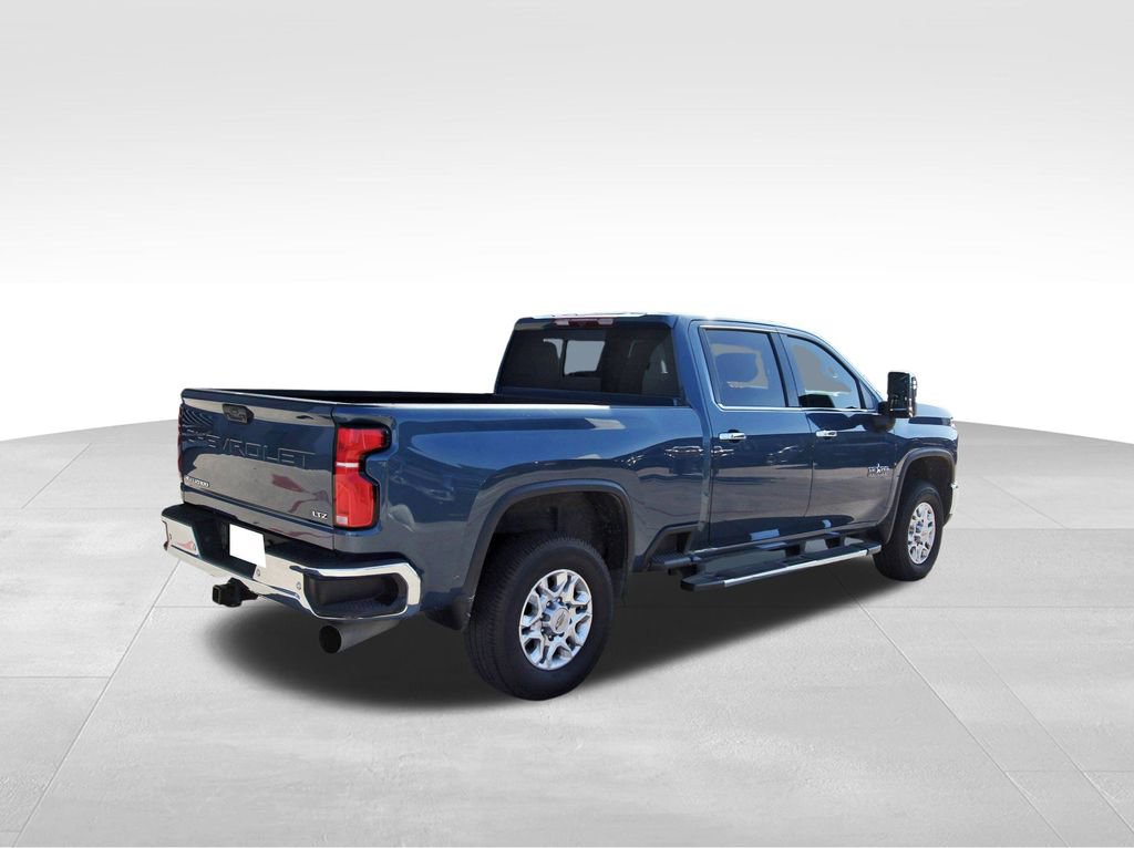 Used 2024 Chevrolet Silverado 2500 LTZ w/ LTZ Texas Edition image 4