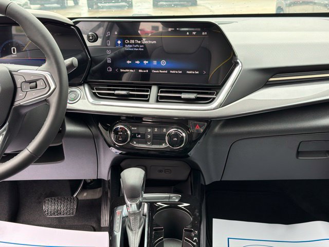 New 2026 Chevrolet Trax ACTIV w/ Sunroof Package FWD image 20