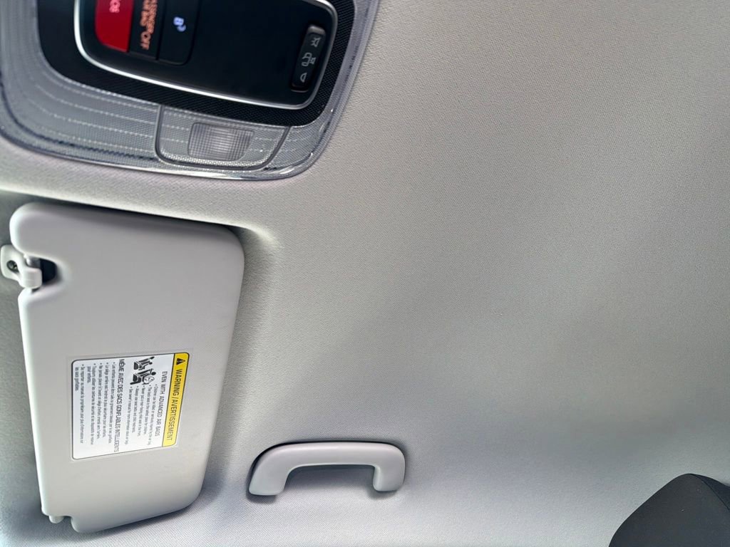 Used 2025 Hyundai Kona SEL image 23