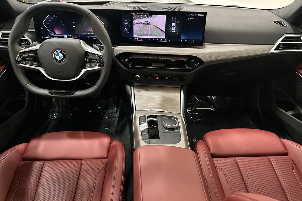 Used 2025 BMW 330i Sedan w/ Premium Package RWD image 15