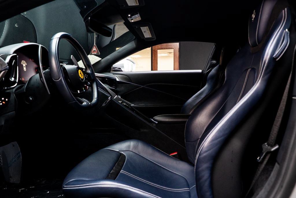 Used 2022 Ferrari Roma RWD image 31