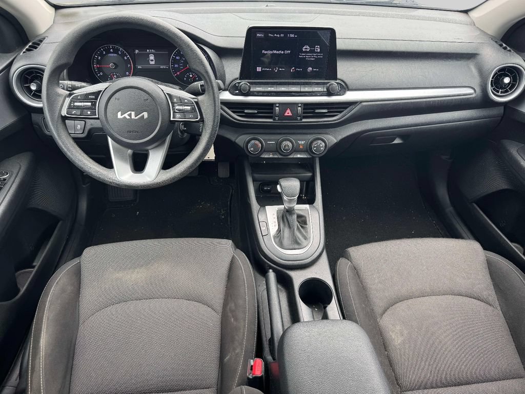 Used 2023 Kia Forte LXS w/ LXS Technology Package FWD image 11