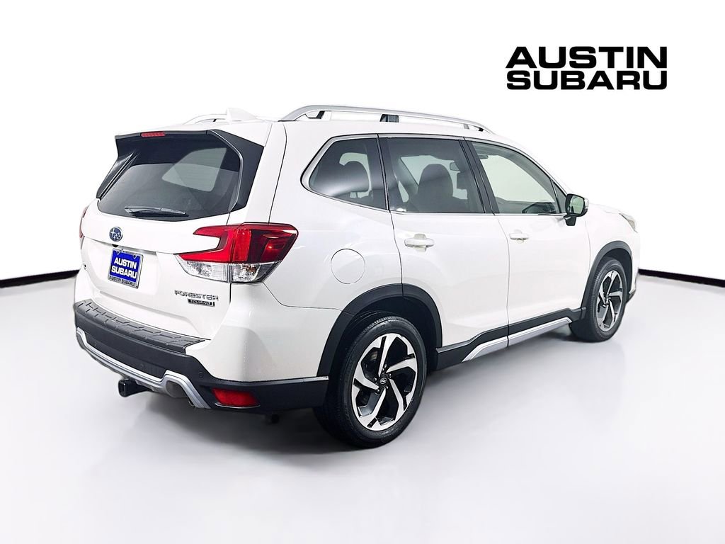 Used 2023 Subaru Forester Touring AWD/4WD image 7