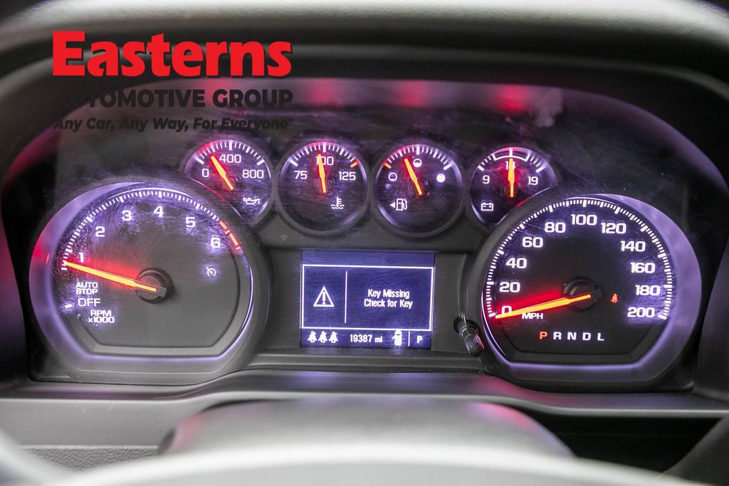 Used 2024 Chevrolet Silverado 1500 Custom w/ LPO, Dark Essentials Package AWD/4WD image 15