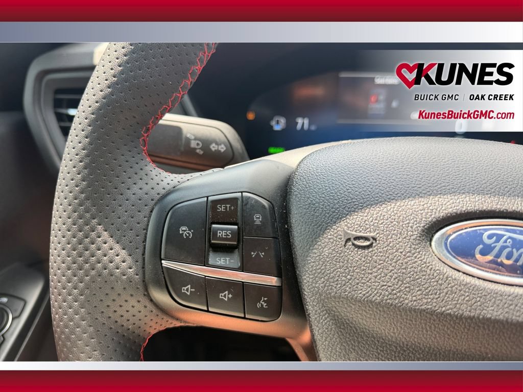 Used 2023 Ford Escape ST-Line Elite w/ Premium Technology Package AWD/4WD image 17