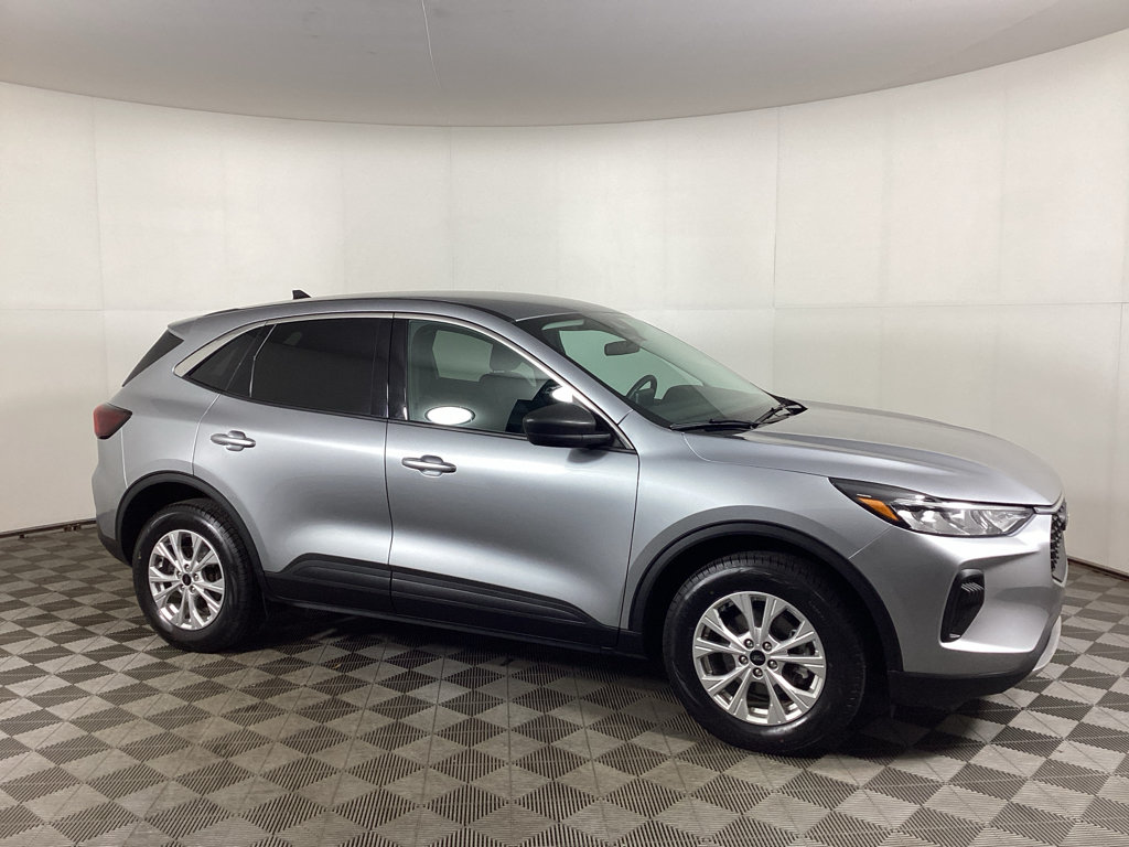 Used 2023 Ford Escape Active
