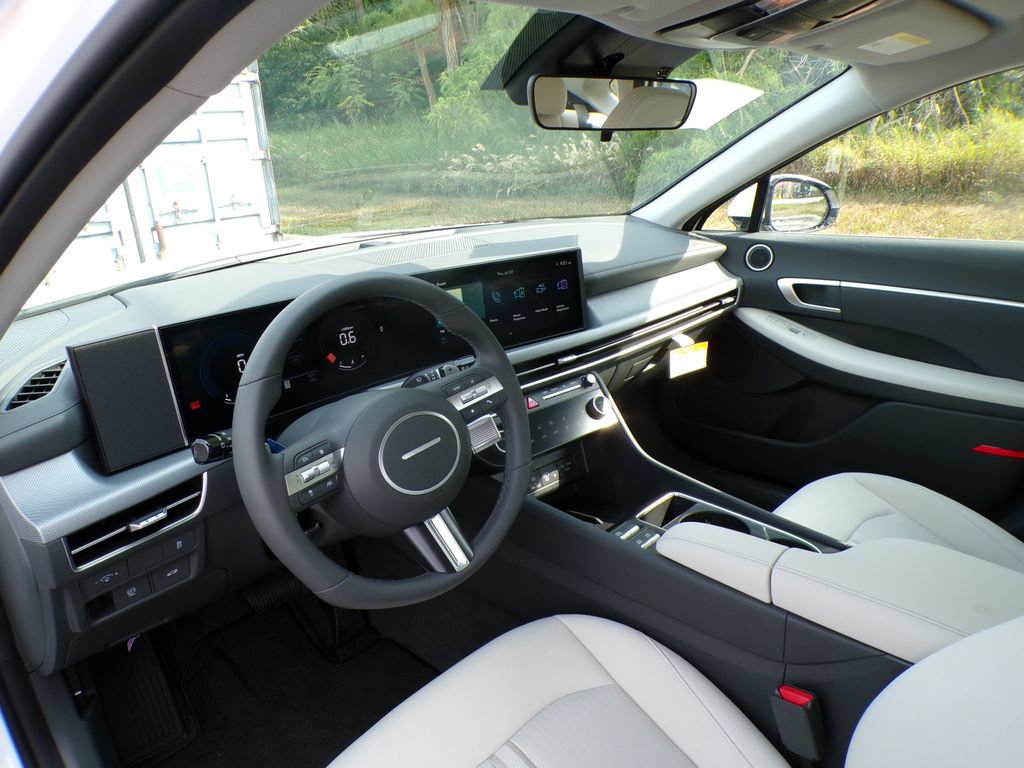 New 2026 Hyundai Sonata SEL AWD/4WD image 18