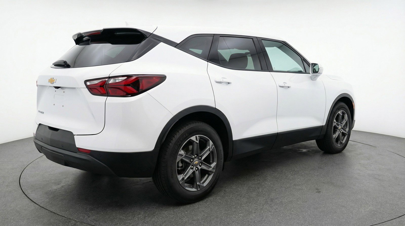 Used 2025 Chevrolet Blazer LT image 9