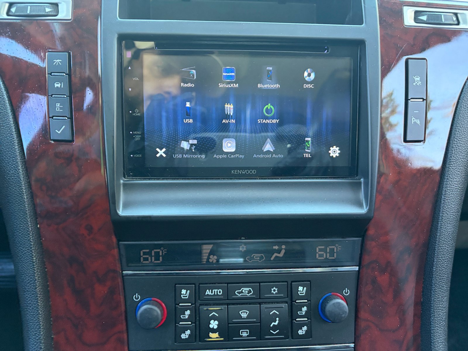 Used 2008 Cadillac Escalade EXT AWD/4WD image 27