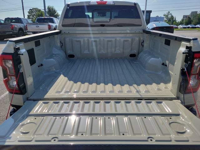 New 2026 Ford Ranger XLT w/ Equipment Group 301A High AWD/4WD image 8