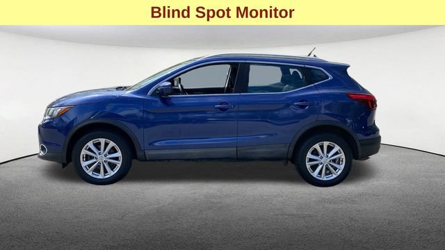 Used 2017 Nissan Rogue Sport SV w/ SV Premium Package AWD/4WD image 5